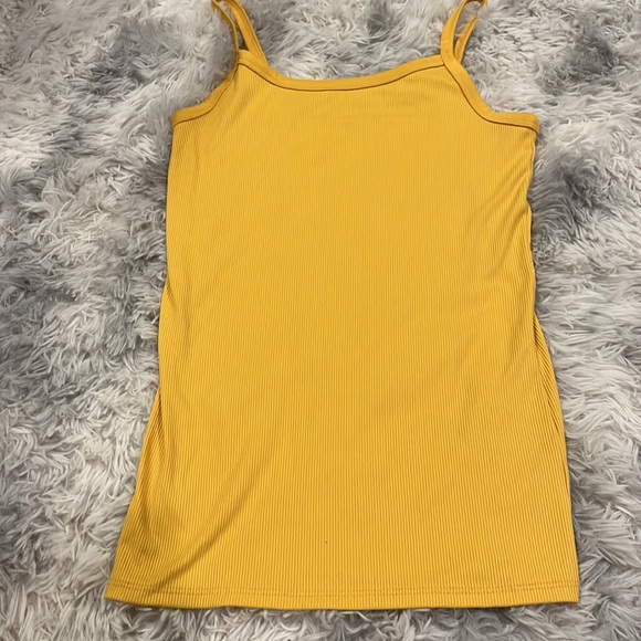 2 Ribbed Tanks - Picture 2 of 5